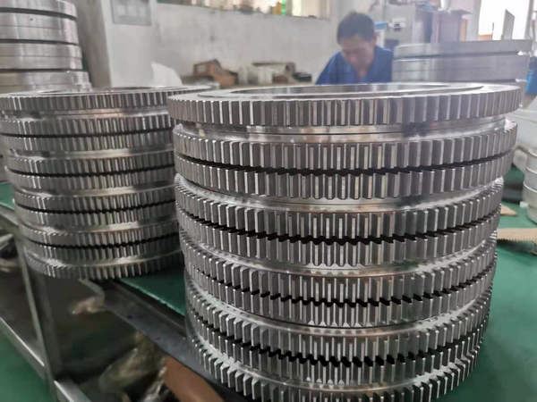 customized slewing bearing from Luoyang Yujie Industry customized slewing bearing from Luoyang Yujie Industry